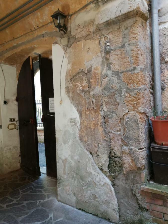 Апартаменты La Casa Delle Bambole Di Sangiovenale Орвието Экстерьер фото